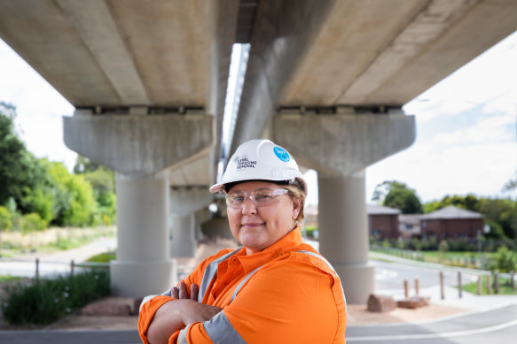 Construction industry manager Rikki Toms is paid the same as her male colleagues at the engineering and construction company Laing O’Rourke – but that’s not the norm in her industry.