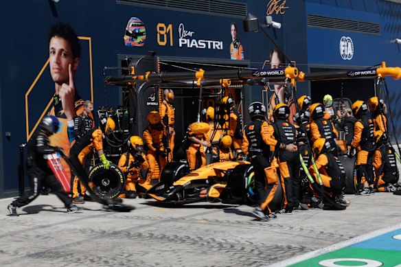 Lando Norris had a horrifically slow pitstop.