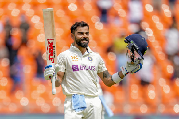 ऑस्ट्रेलिया का माहौल, पिच के बीचोबीच और उसके बाहर, विराट कोहली का हौसला बराते है, और इस सीरीज में हमें पता लग जायेगा की उनमे रन बनाने का कितना जुनून बाकि है.