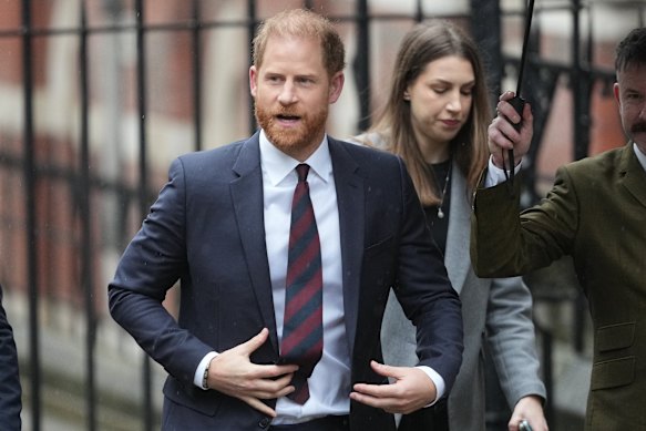 Il principe Harry, duca di Sussex, arriva a corte durante un caso contro Associated Newspapers Ltd presso la Royal Courts of Justice.