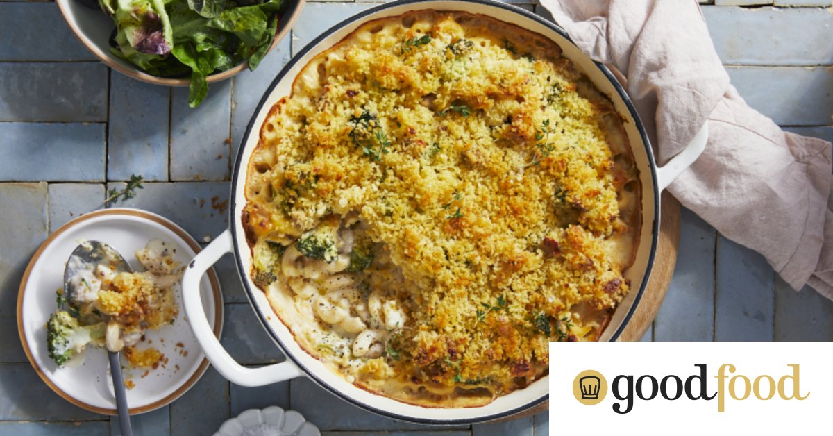 RecipeTin Eats’ healthy mac and cheese with broccoli and chicken)