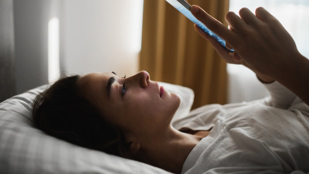 ‘Sorry I forgot to reply’: Why do I put off replying to text messages?
