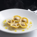 Tortellini in brodo.