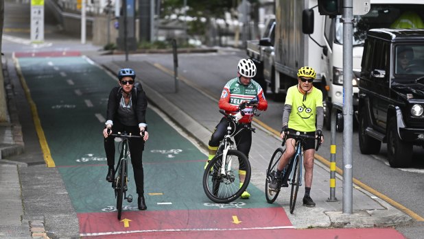 Compare the active travel policies of the LNP, Labor and Greens ahead of the Brisbane City Council election.