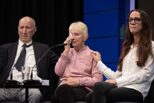 Michele Brown’s parents, Bert and Jeanette Brown, and sister Simone Kapiteyn.