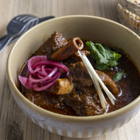 Ghar ka gosht (goat curry).