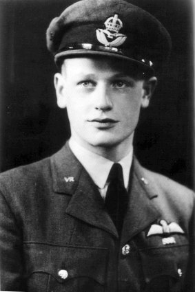 Wing Commander Tom Neil, who has died aged 97.
