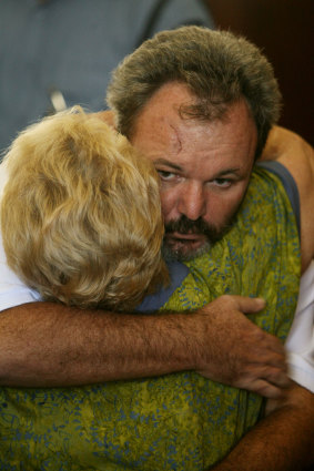 Peter Foster hugging his mother Louise Foster in Fiji in 2006.