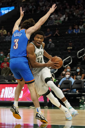 Welcome to the NBA: Giddey meets Giannis Antetokounmpo