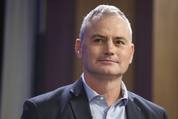 Simon Holmes a Court s nephew considers Victorian byelection run at