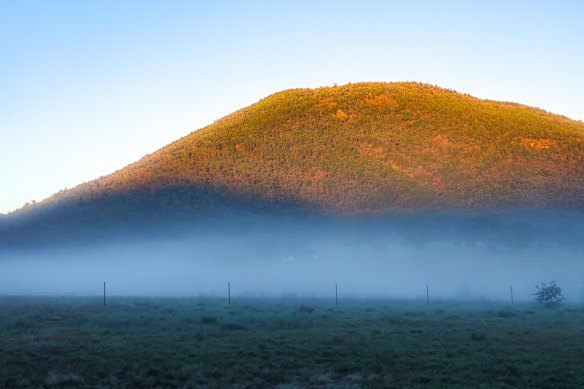 The Thologolong property this morning.