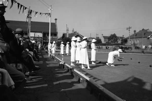 South Australia v NSW women’s event at Petersham Bowling Club on March 26, 1936.