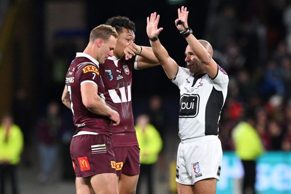 Jeremiah Nanai of the Maroons is sent to the sin bin.