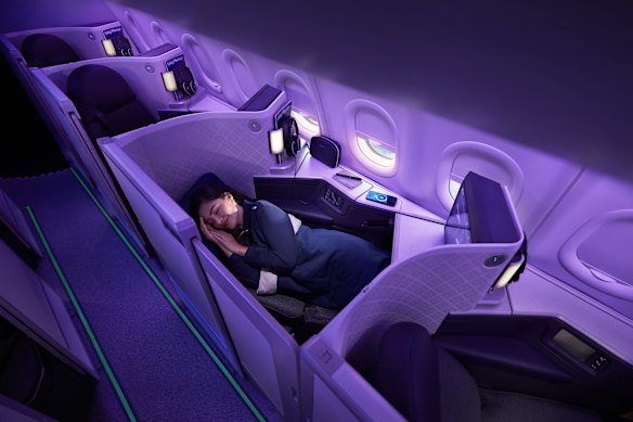 马来西亚航空 A330 neo 商务舱设有平躺床。