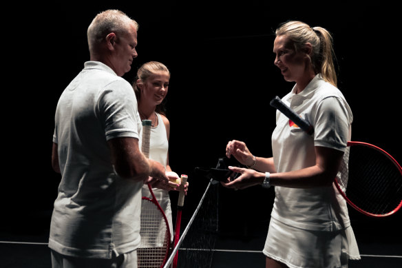 Alicia Molik was given tips by Australian blind tennis champions Mick Leigh and Courtney Webeck.