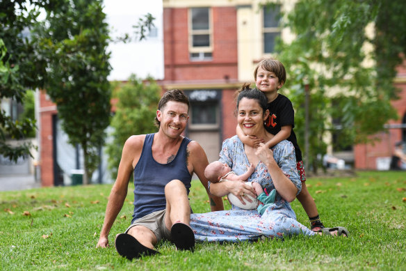Construction worker Tom Shiels with Filamena Bruce and their children Charlie (3 years old) and Hattie (1 month).  