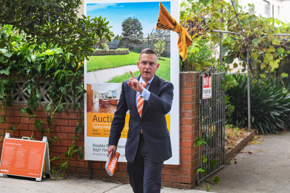 Home value growth stalled in major cities last month.