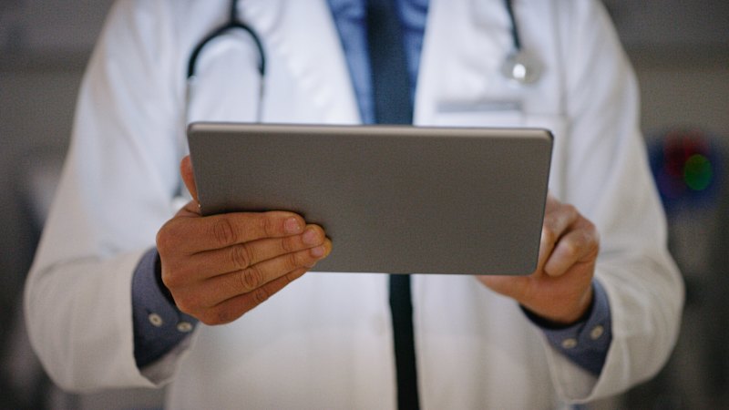 Victorian doctors take step towards first industrial action in 20 years