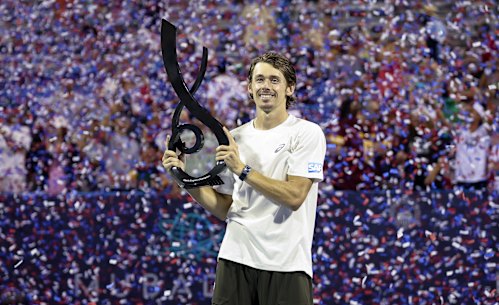 Alex de Minaur recovered from three championships points down to capture his 10th career ATP title at the Washington Open. 
