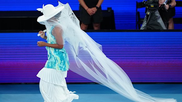 Naomi Osaka steps out at the Australian Open wearing an outfit inspired by jellyfish with a touch of butterfly. It was designed by the player, couturier Robert Wun and Nike.