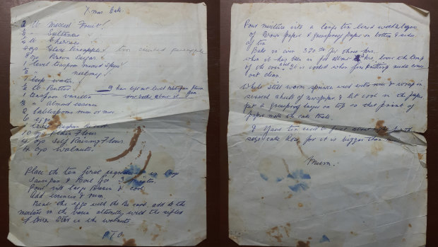 Edie Forster’s handwritten Christmas cake recipe.