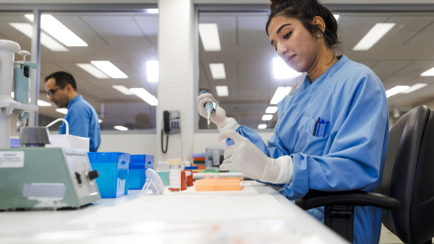 The final round of the federal government's medical research funding is estimated to have produced the lowest success rate on record.