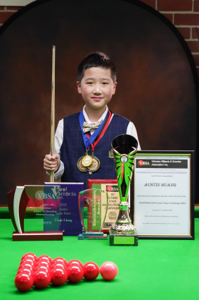 Austin Huang is a promising Victorian snooker player who will get the chance to play a frame against former world champion Neil Robertson on Monday in Melbourne. 