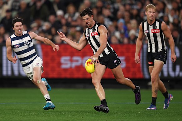 Pendlebury’s minimalist kicking style invariably finds a target