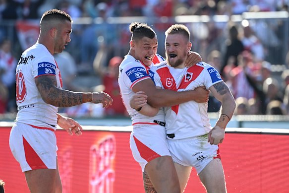 Matt Dufty in Dragons action in 2021.