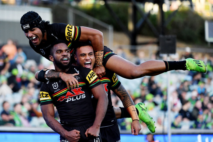 NRL 2023: Penrith Panthers blow away Canberra Raiders in nine-try rout