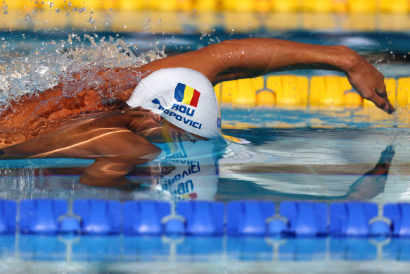 Popovici began swimming aged four to assist with early-stage scoliosis.