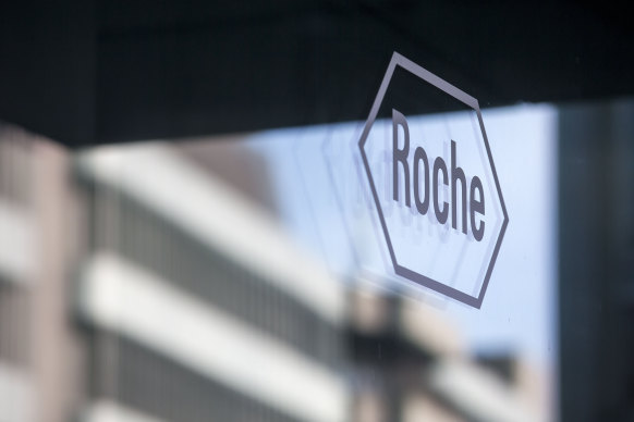 investors were stunned when Roche announced that an unidentified family member was selling a 2.5 per cent stake, defying the clan’s longstanding structure of pooling their shares and voting as one.