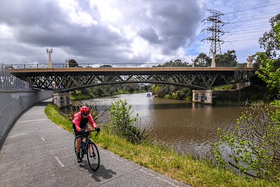 The Macrobertson Bridge, Burnley