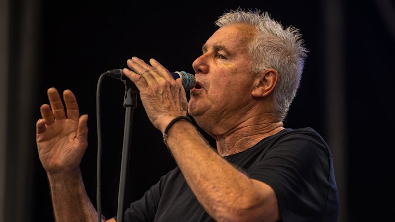Hold your horses: Inside Daryl Braithwaite’s shock retirement