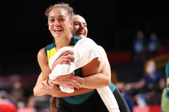 Leilani Mitchell celebrates an Opals victory.