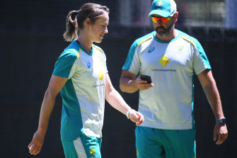 Ellyse Perry was left on the sidelines to run the water on Thursday.