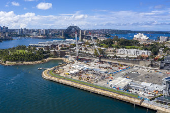 Mirranawi Cove is at the northern end of the headland park known as Barangaroo Reserve.