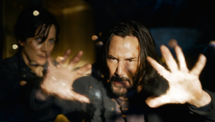 Keanu Reeves and Carrie Moss in The Matrix Resurrections.