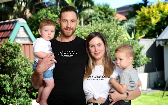 King of the kids: Shane Mumford with partner Eva and children Theo and Ollie in 2019. 