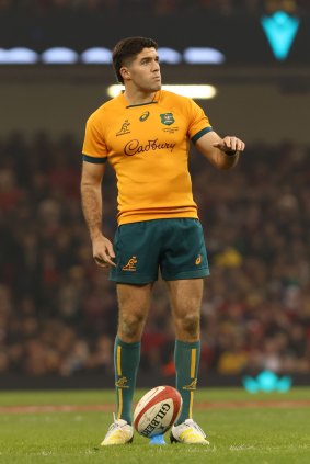 Ben Donaldson returns to the Waratahs in 2023 with two Test caps.
