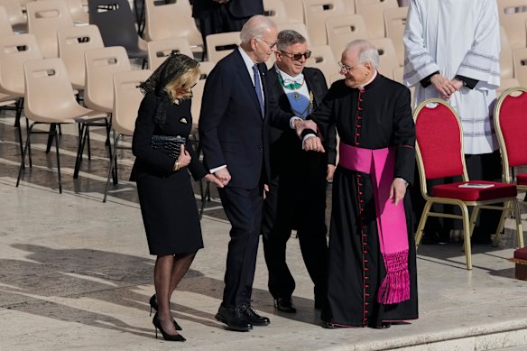 Pope Francis funeral live updates St Peters Basilica prepares for mass