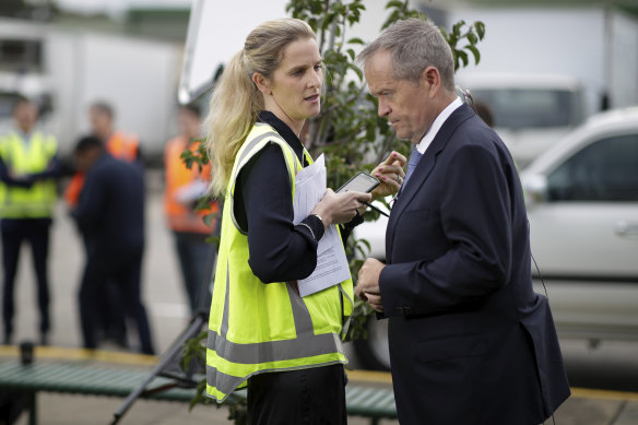 Fiona Sugden with then opposition leader Bill Shorten during the 2019 election campaign.