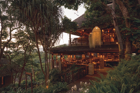 Sunset dining at Soma Restaurant, Kamalaya.