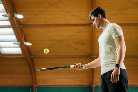 If you’re recovering from a sprained wrist, a simple exercise with a tennis ball can help.