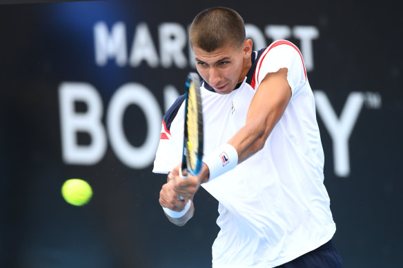 Alexei Popyrin fought hard but was edged out by Yoshihito Nishioka of Japan.