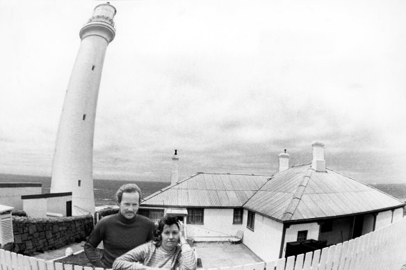 Allan Stagg, the assistant keeper at Point Hicks lighthouse, with wife Merrilyn in 1982.