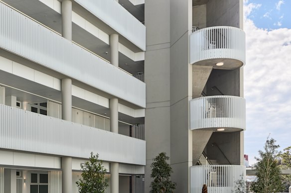 O novo projeto Boronia Apartments da City West Housing em Waterloo oferece aos residentes acesso a soluções de habitação a preços acessíveis projetadas pelo importante escritório de arquitetura Turner.