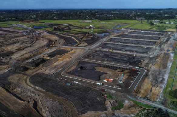 The former Brompton Lodge farmland now under development in Cranbourne South.