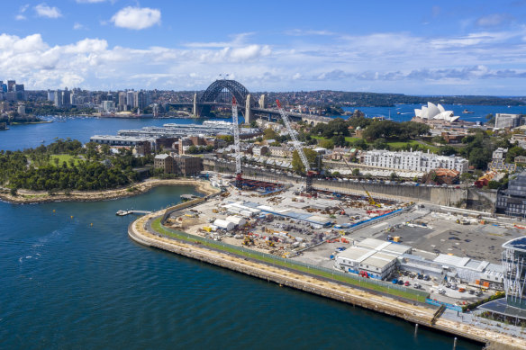 Mirranawi Cove is at the northern end of the headland park known as Barangaroo Reserve.
