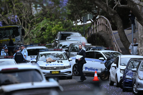Police at the scene of the daylight shooting on Upper Pitt St in Kirribilli.